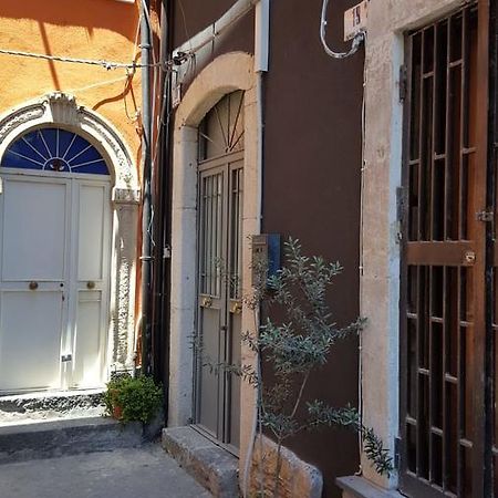 Apartmán Il Pozzo Di Santa Teresa Katánie Exteriér fotografie