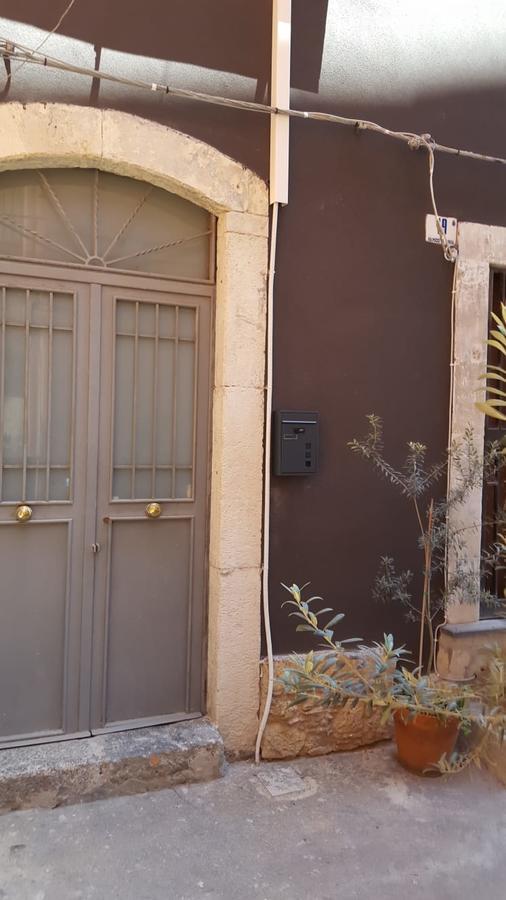 Apartmán Il Pozzo Di Santa Teresa Katánie Exteriér fotografie